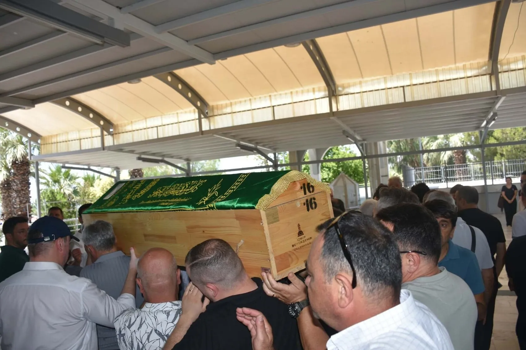 Medya dünyasının kayıpları arasına bir isim daha eklendi