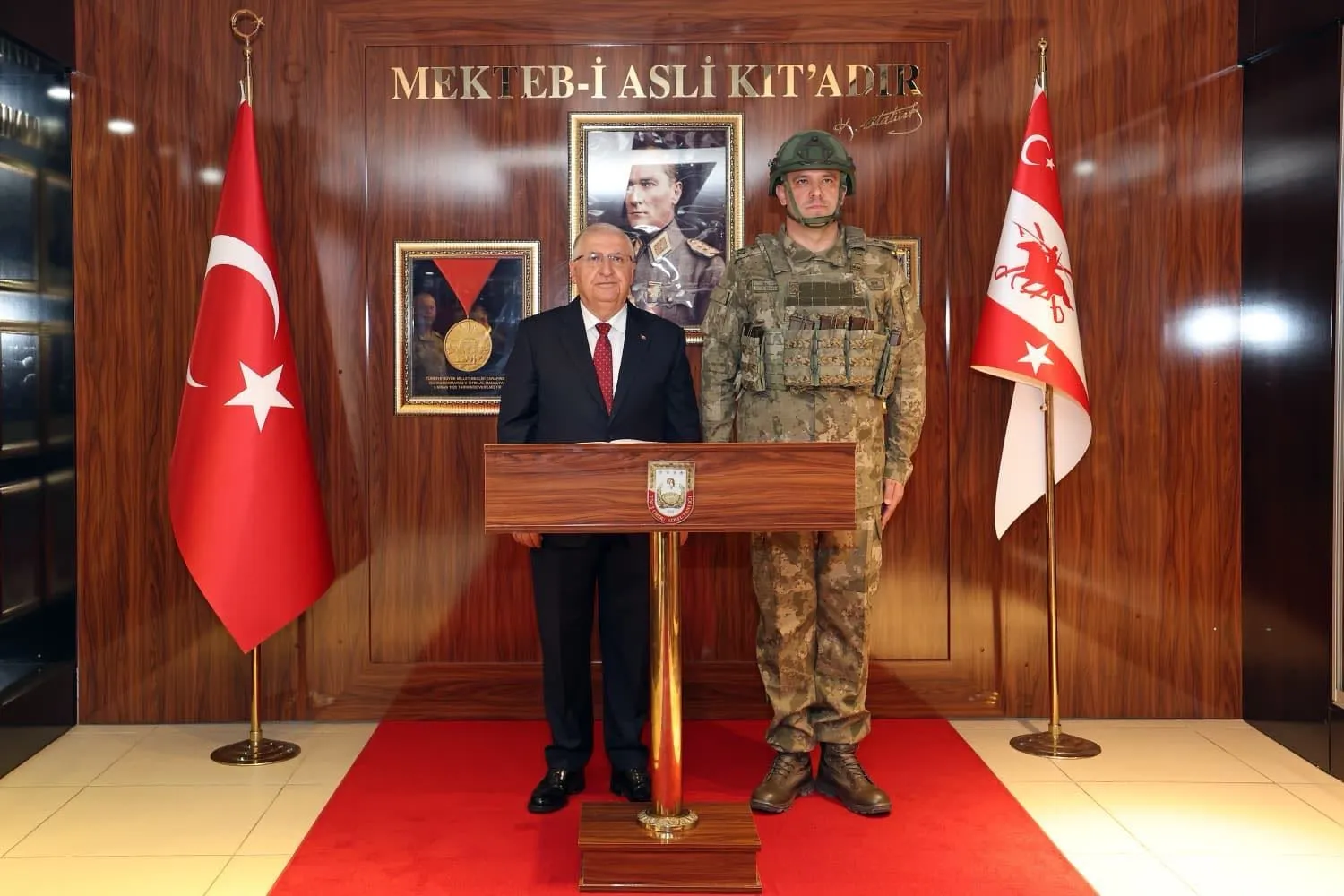Bakan Güler Kahramanmaraş’taki askeri birlikleri yerinde inceledi