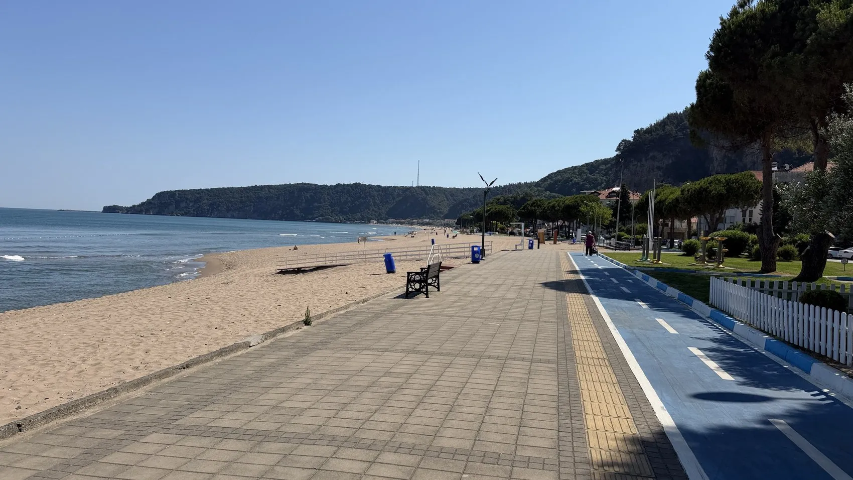 Bartın İnkumu plajında bir günde 32 kişi ölümden döndü