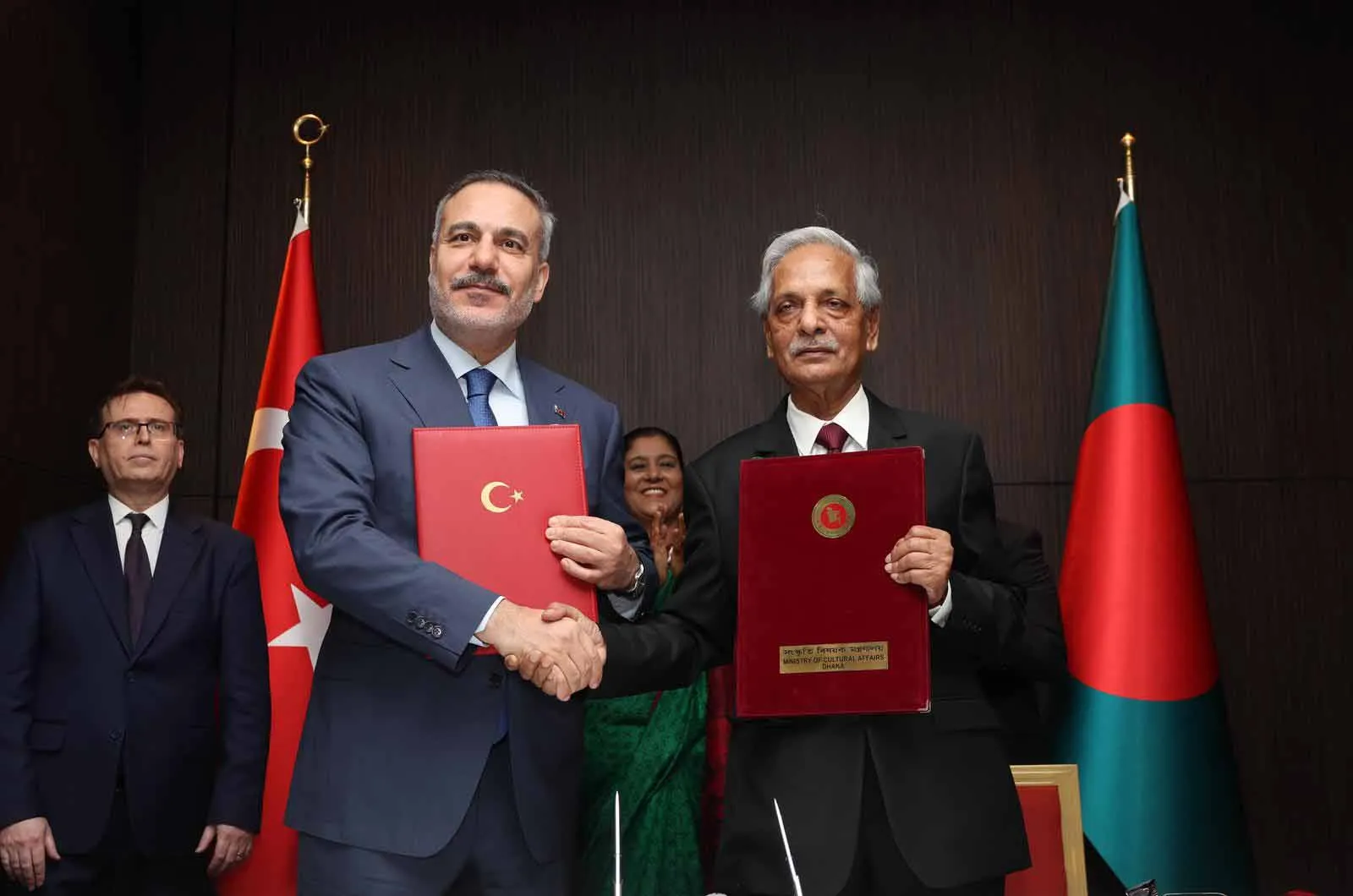 Dışişleri Bakanı Fidan Bangladeş ile yeni bir sayfa açtı