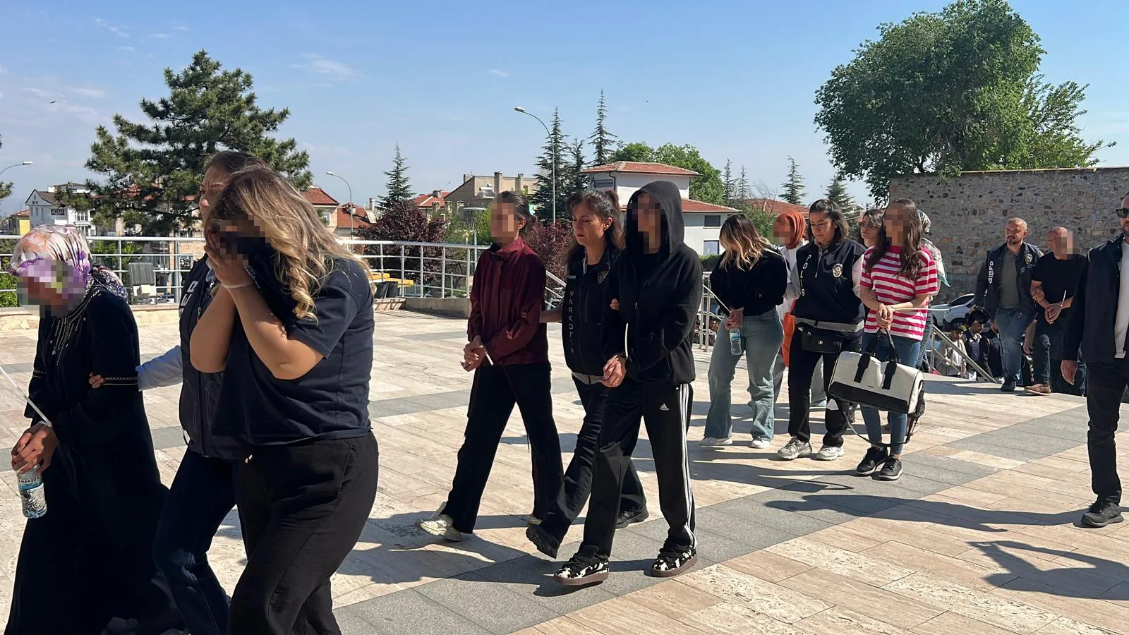 28 ilde yasa dışı bahis operasyonu 34 kişi hakim karşısına çıkıyor