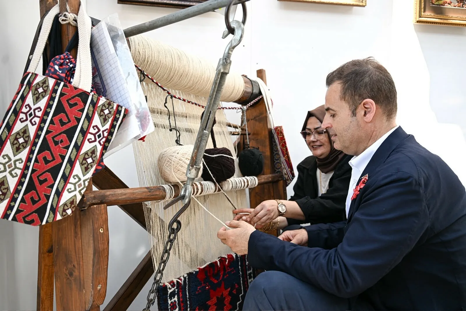 Balıkesir'de el emeği ürünler görücüye çıktı