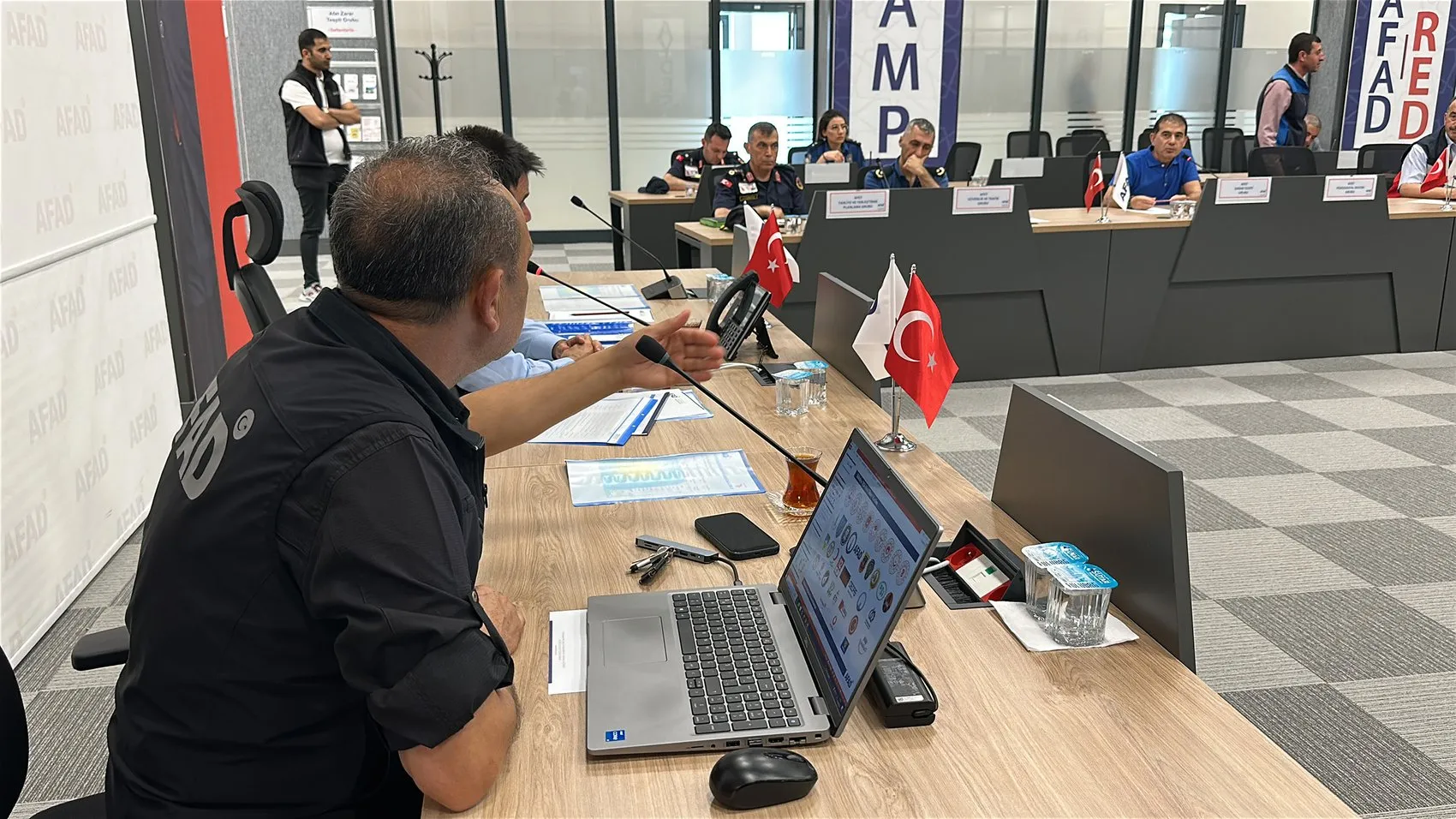 Kütahya'da 5.7 büyüklüğünde deprem alarmı verildi