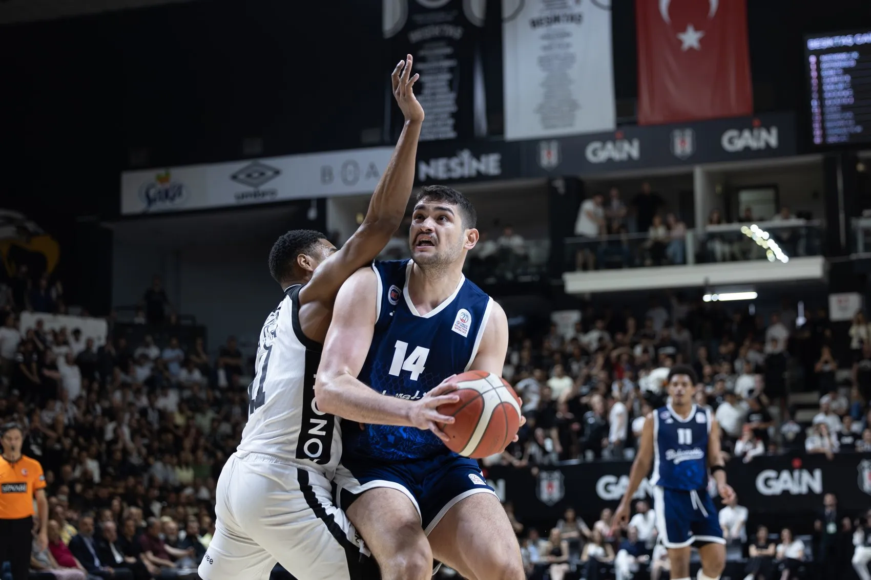 Beşiktaş basketbolda seriye galibiyetle başladı