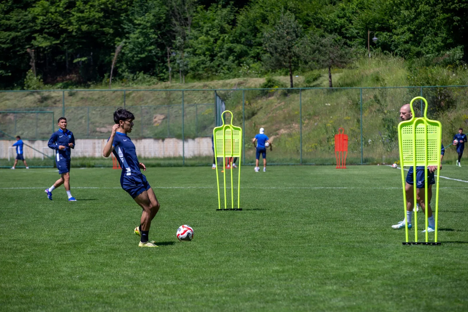 Özbek ekibi yeni sezon için rotayı Bolu'ya çevirdi