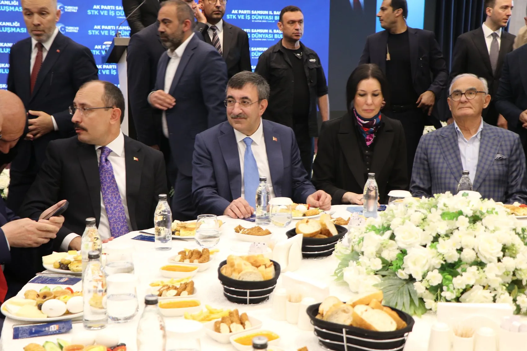 Cevdet Yılmaz Türkiye’nin son 6 yıllık ekonomik karnesini açıkladı