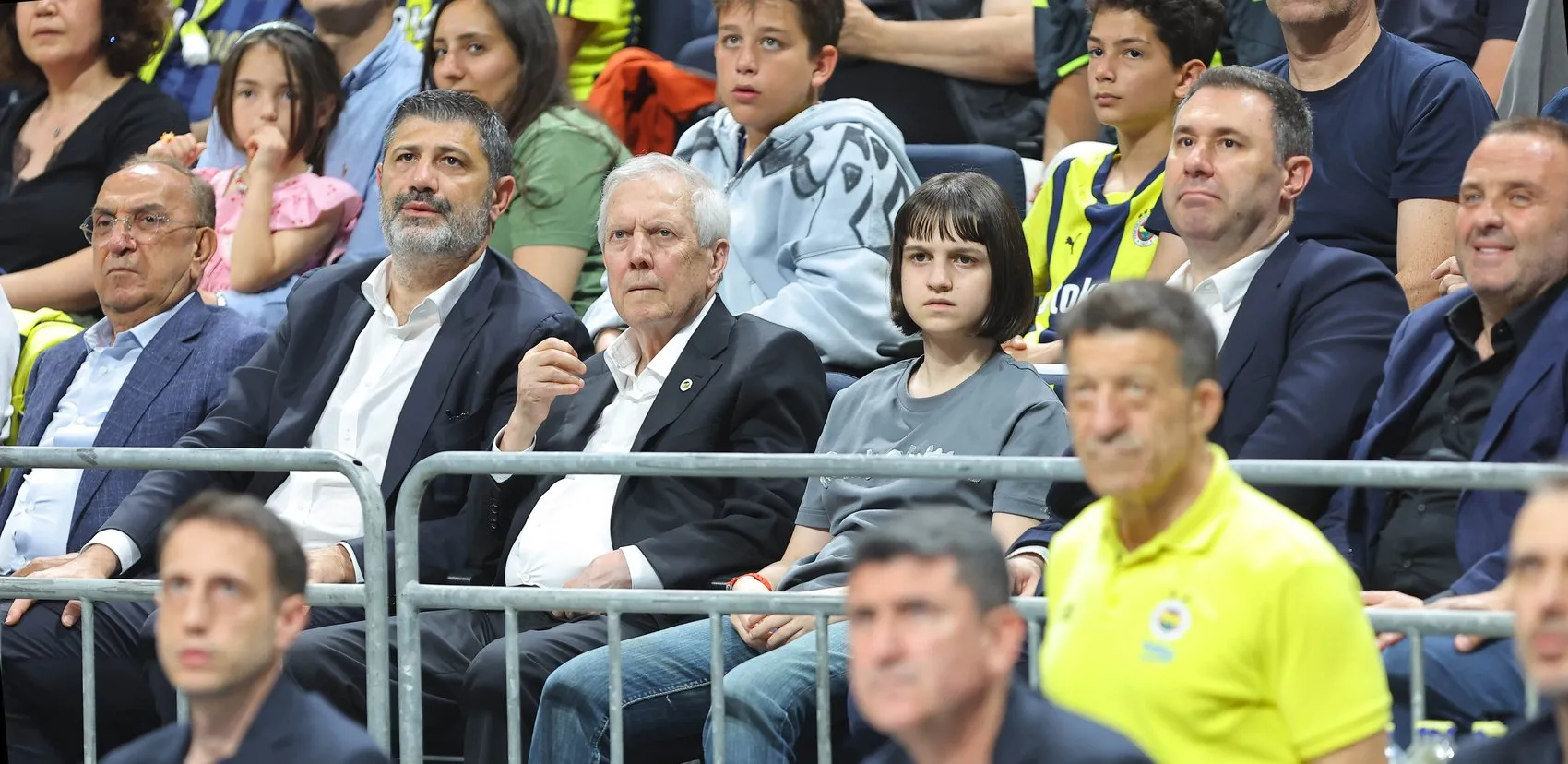 Beşiktaş derbide Fenerbahçe’yi evinde devirdi