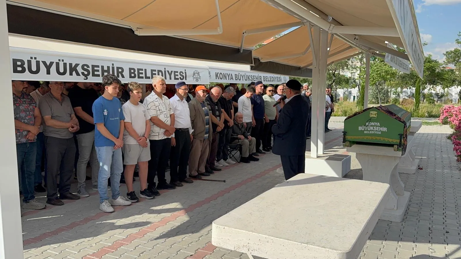 Isparta'daki acı kazanın kurbanları Konya'da son yolculuğuna uğurlanıyor