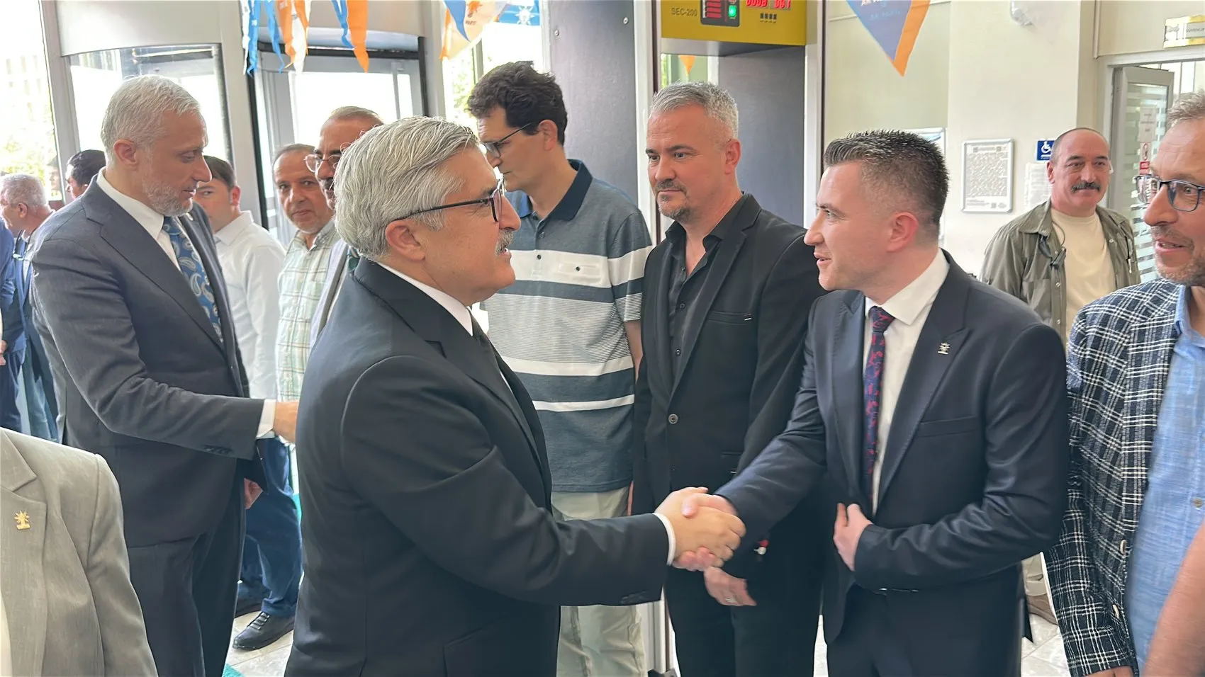 AK Partili Yayman CHP yönetimini Atatürk üzerinden hedef aldı