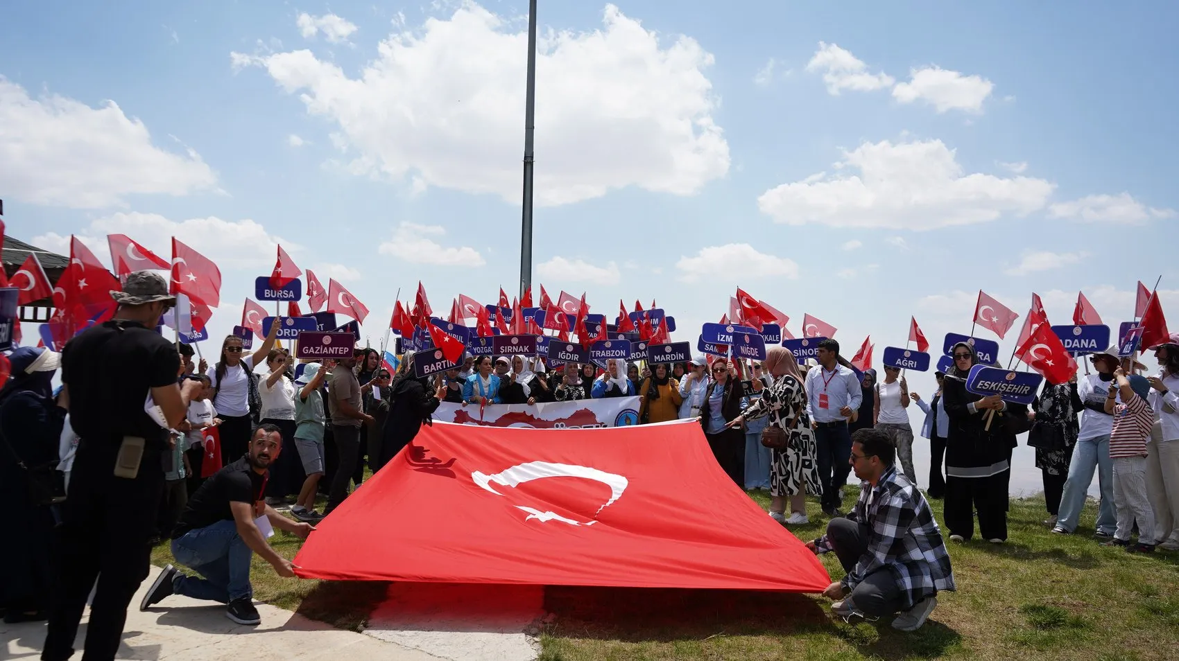 Cudi Dağı’nda 81 ilin katılımıyla birlik mesajı verildi