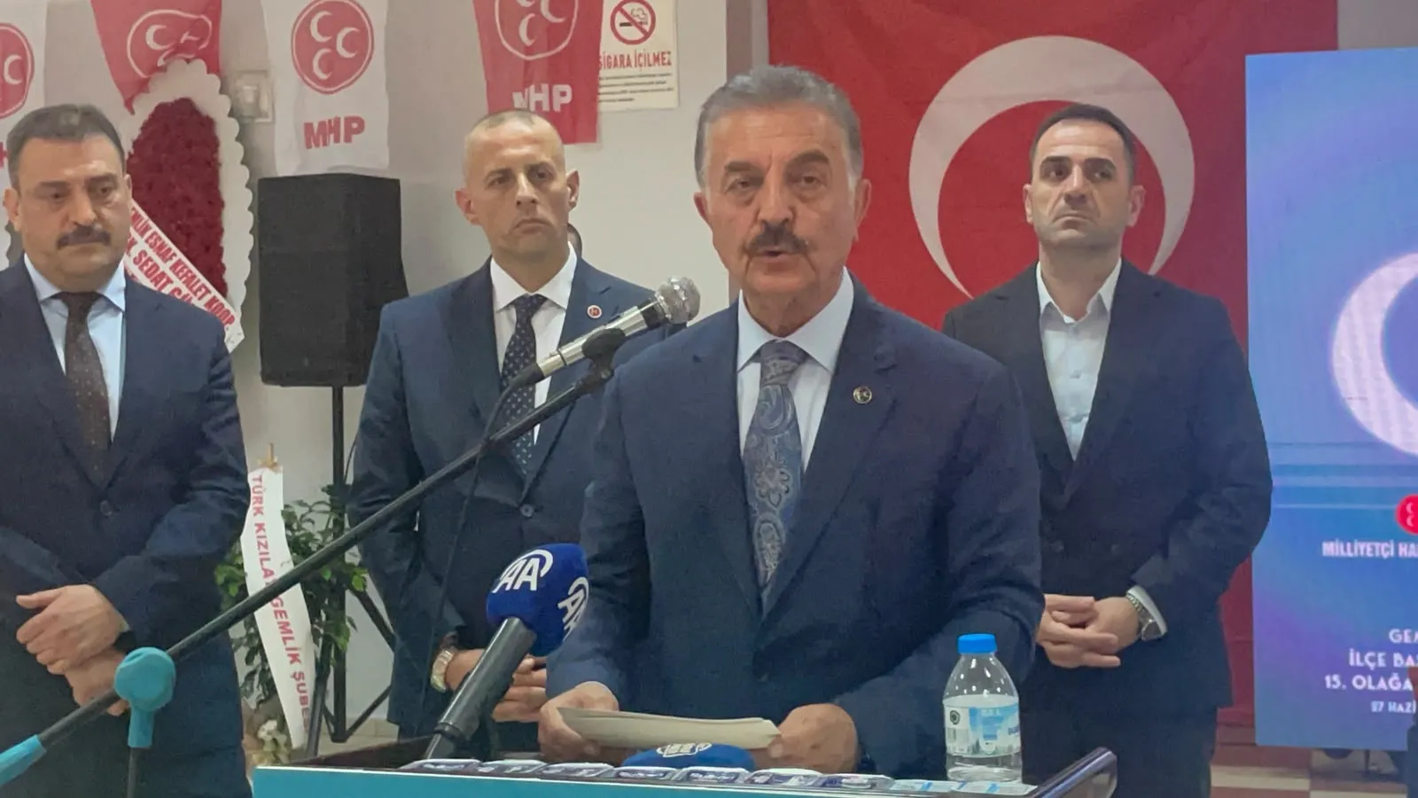 Büyükataman MHP kongresinde muhalefeti sert sözlerle hedef aldı