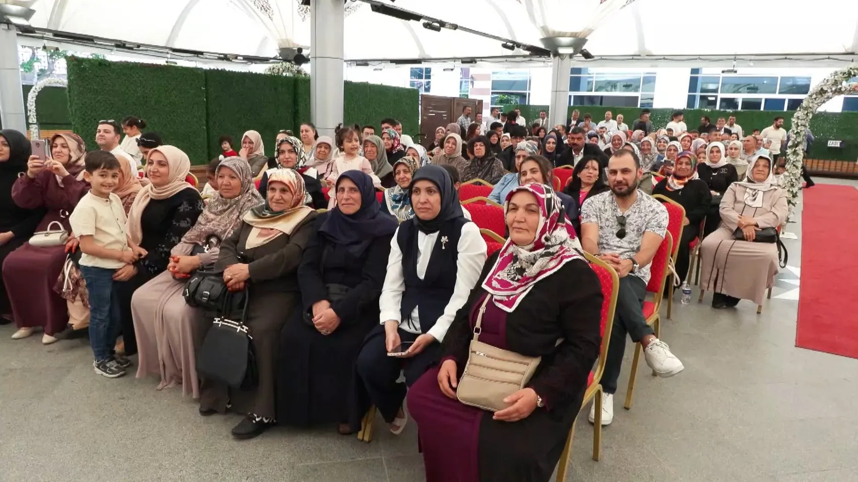 Evlilik tarihlerini unutulmaz kılmak isteyenler 06.06.2026'da nikah masasında