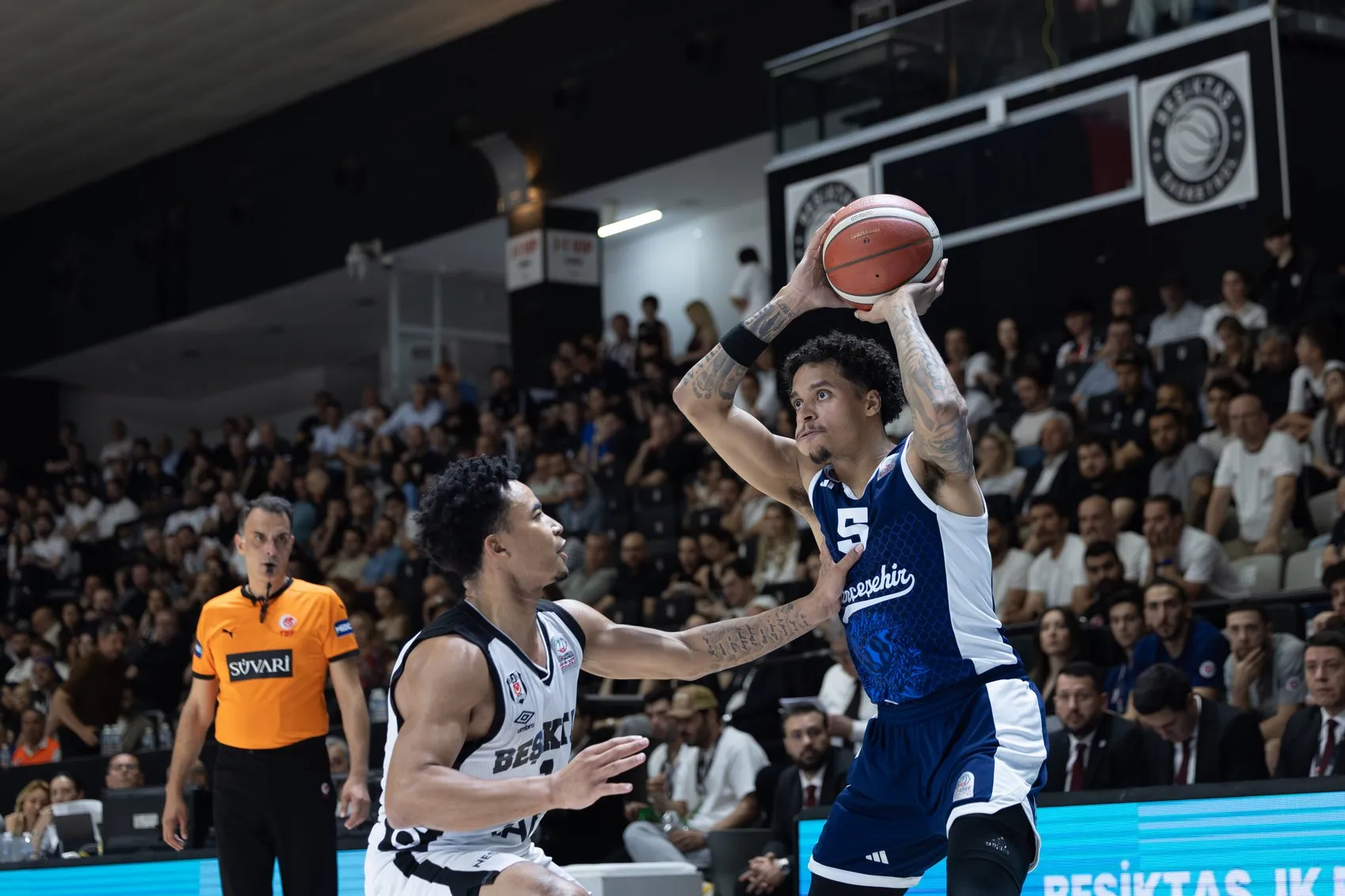 Beşiktaş basketbolda seriye galibiyetle başladı