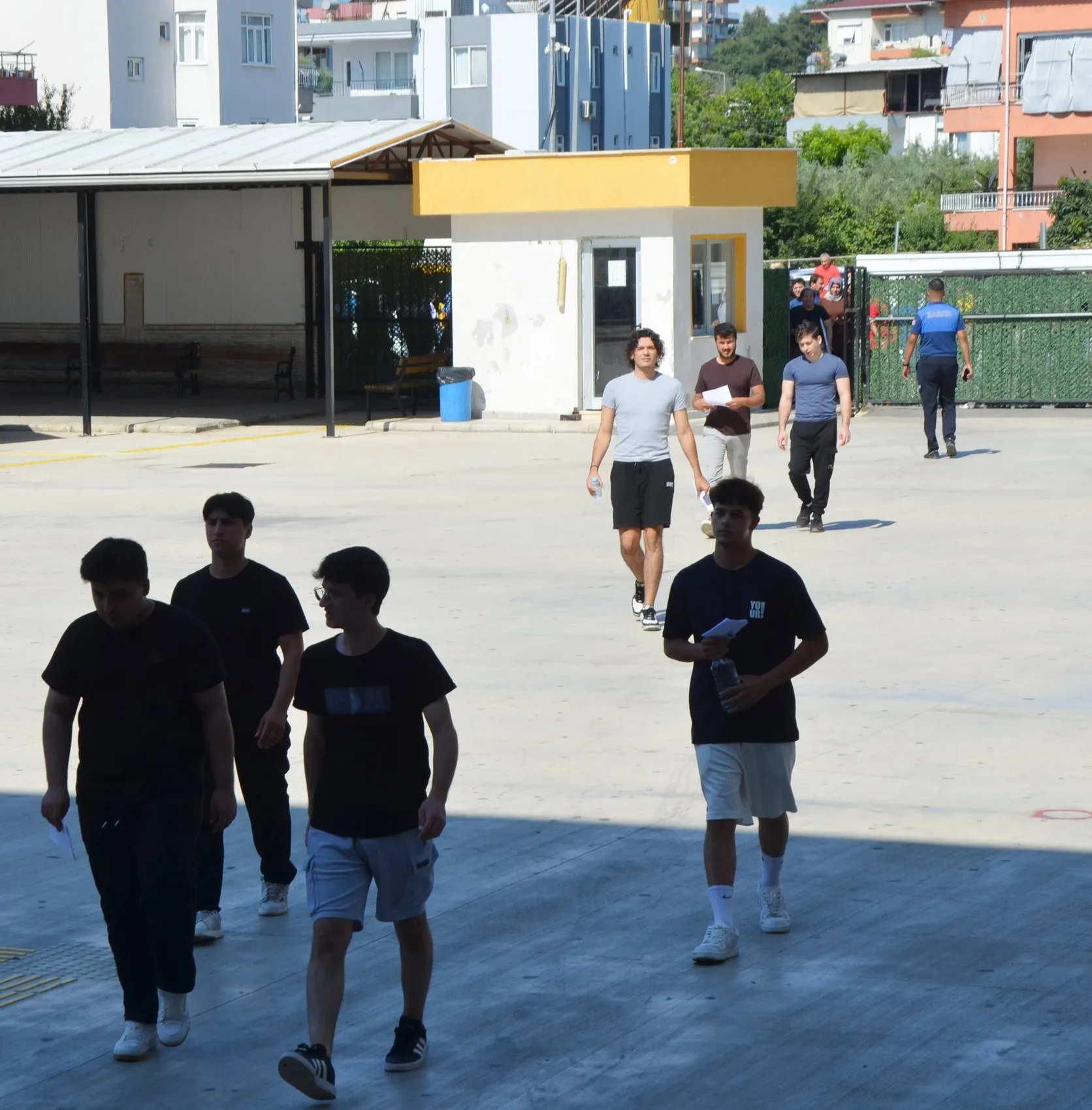 Sınav kapısında son saniye telaşı