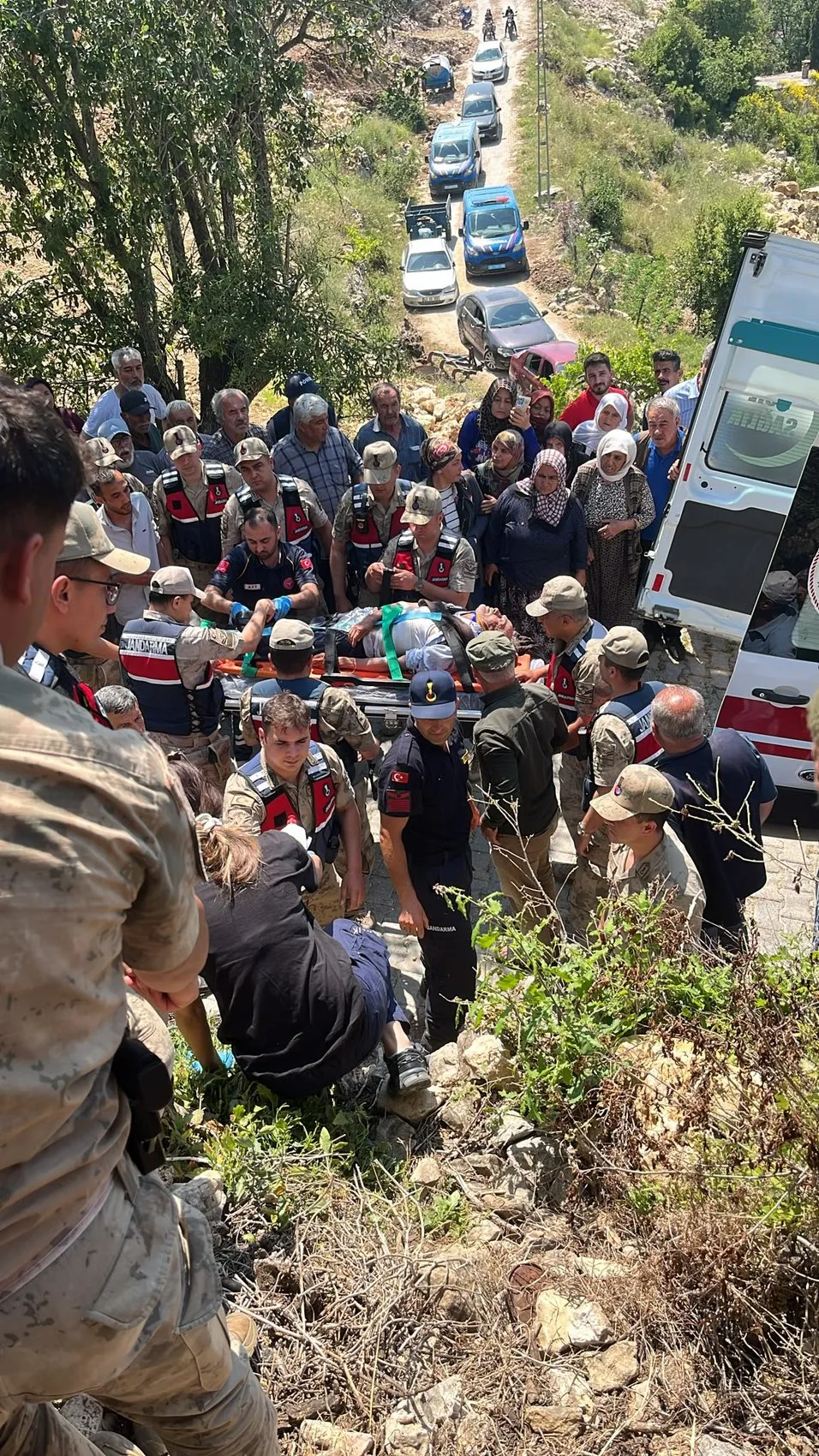 Hatay'da kaybolan adam evinin hemen dibinde bulundu