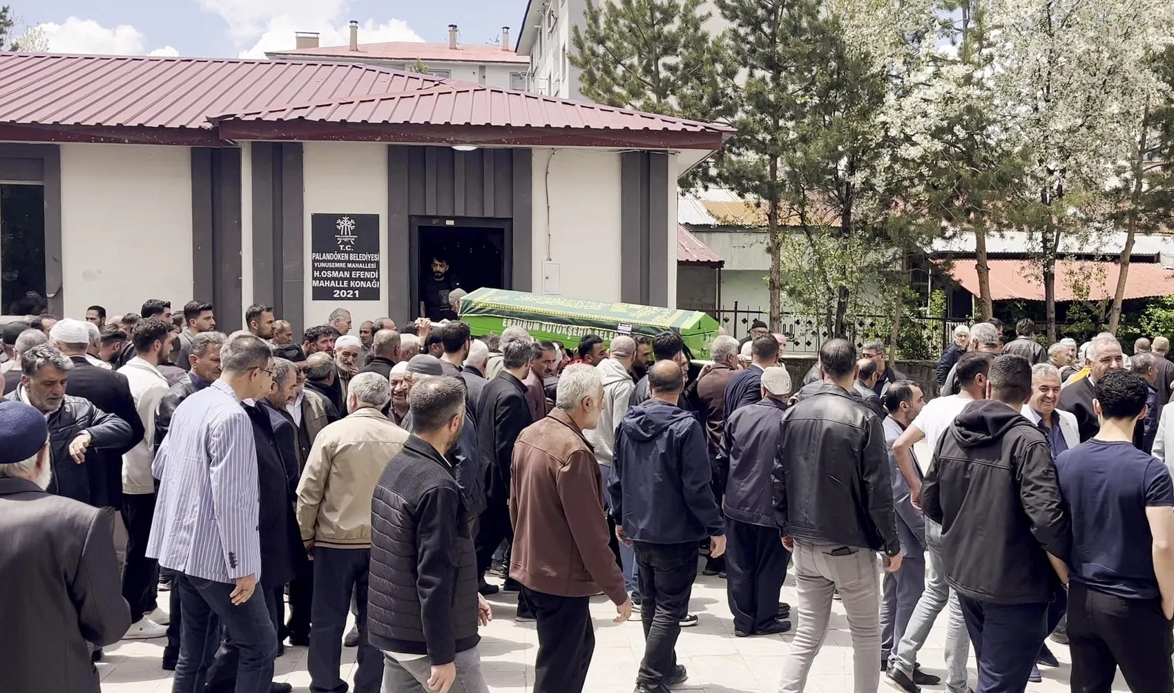 Kardeşini kurtardı dakikalar sonra kendi hayatını kaybetti