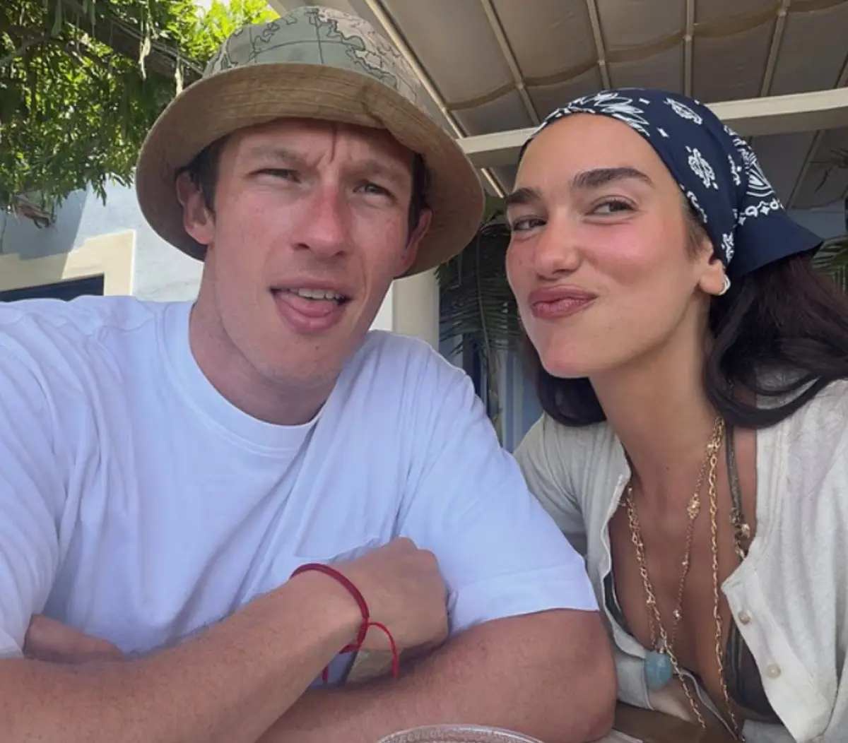Dua Lipa ve Callum Turner bitmeyen balayında... 2