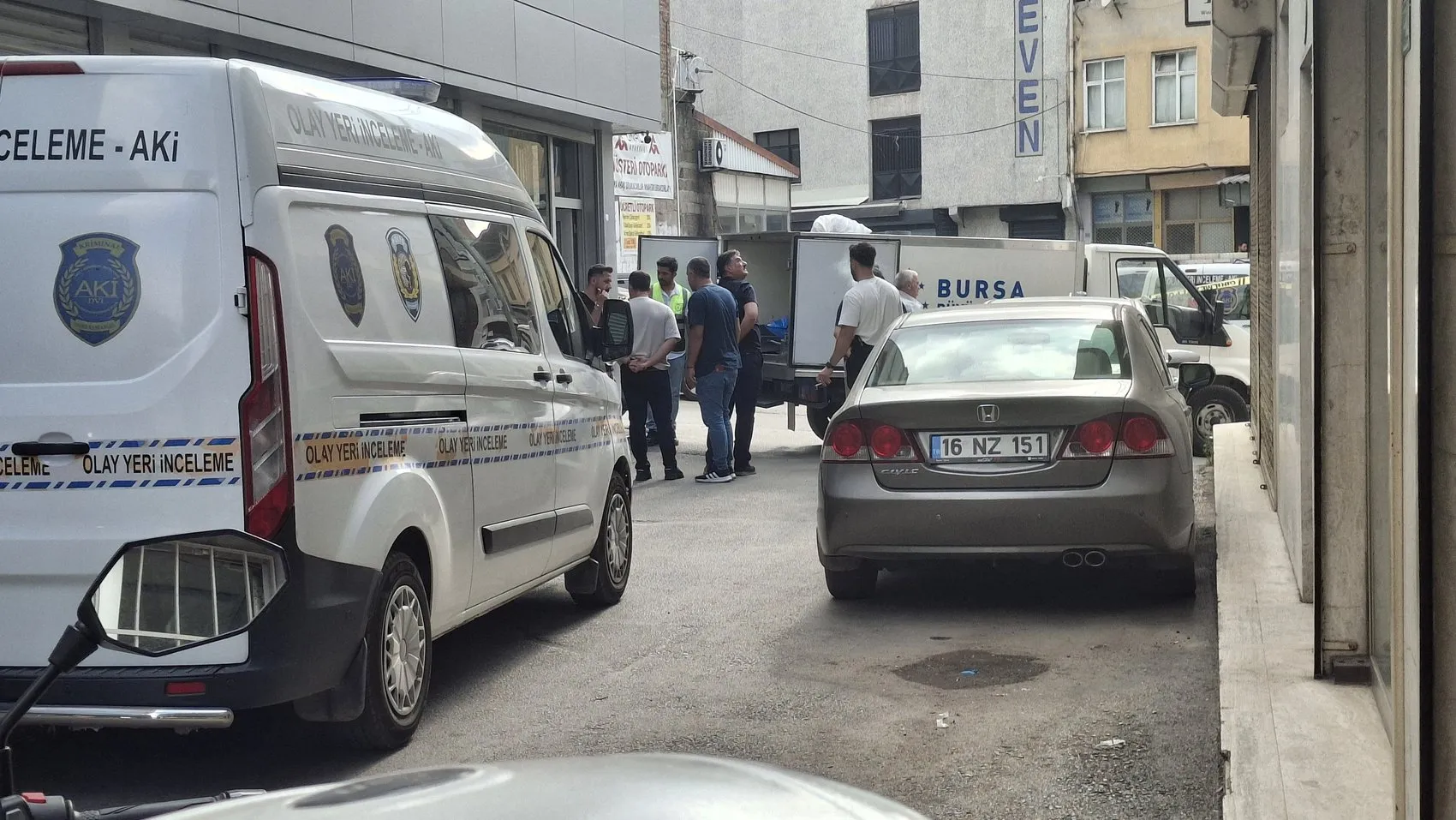 Bursa'da dükkan buluşması kanlı bitti