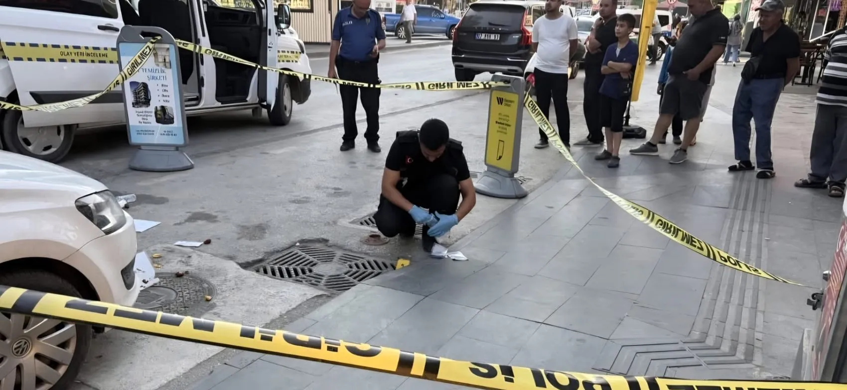 Antalya Serik’te sokak ortasında dehşet anları