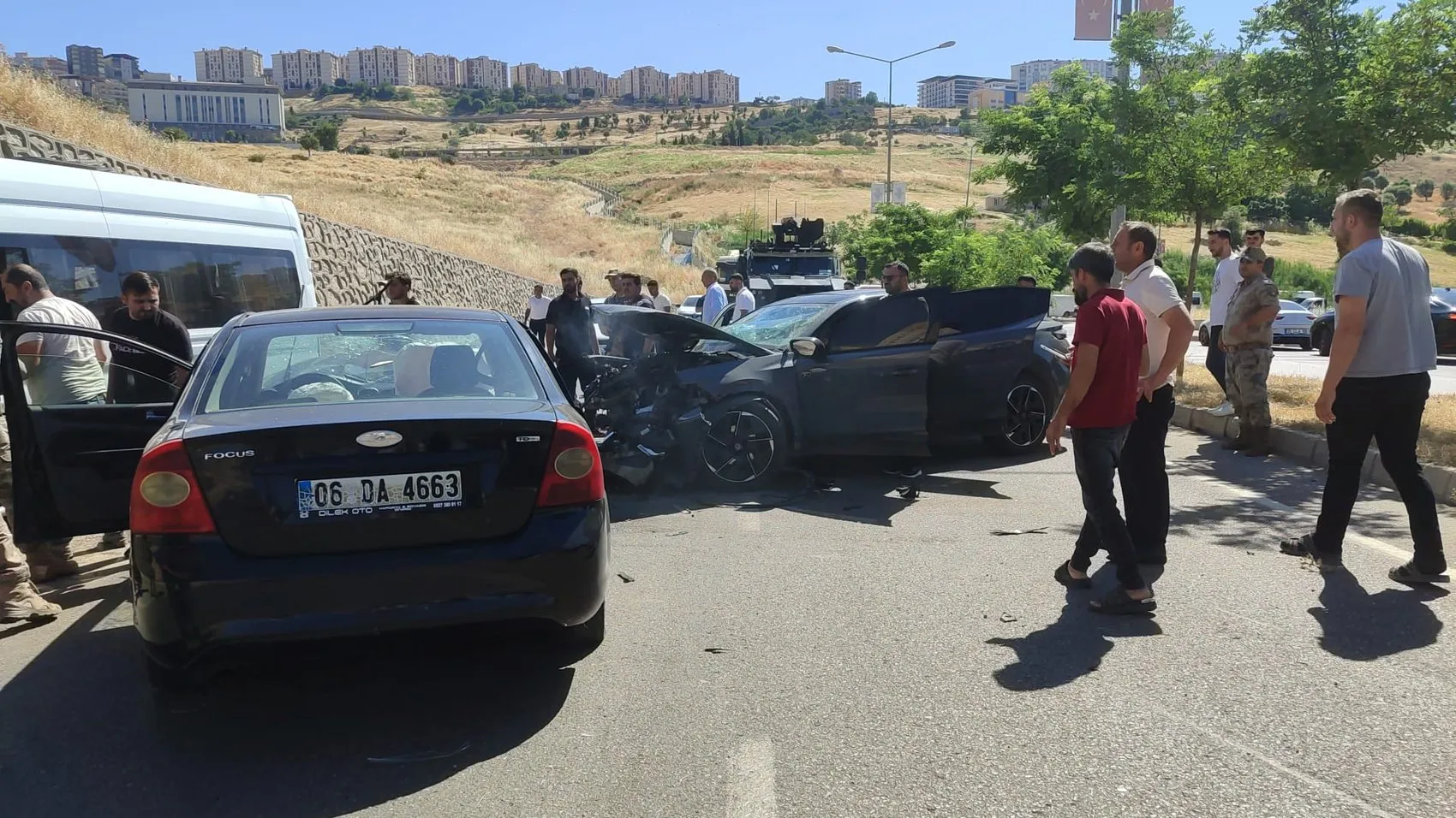 Şırnak yolunda otomobil karşı şeride geçti 1 ölü