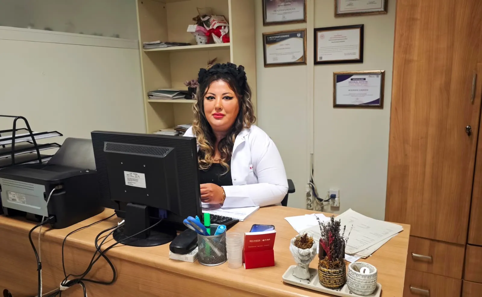 Artvinli doktordan Filistinli çocuklar için sanat dolu destek