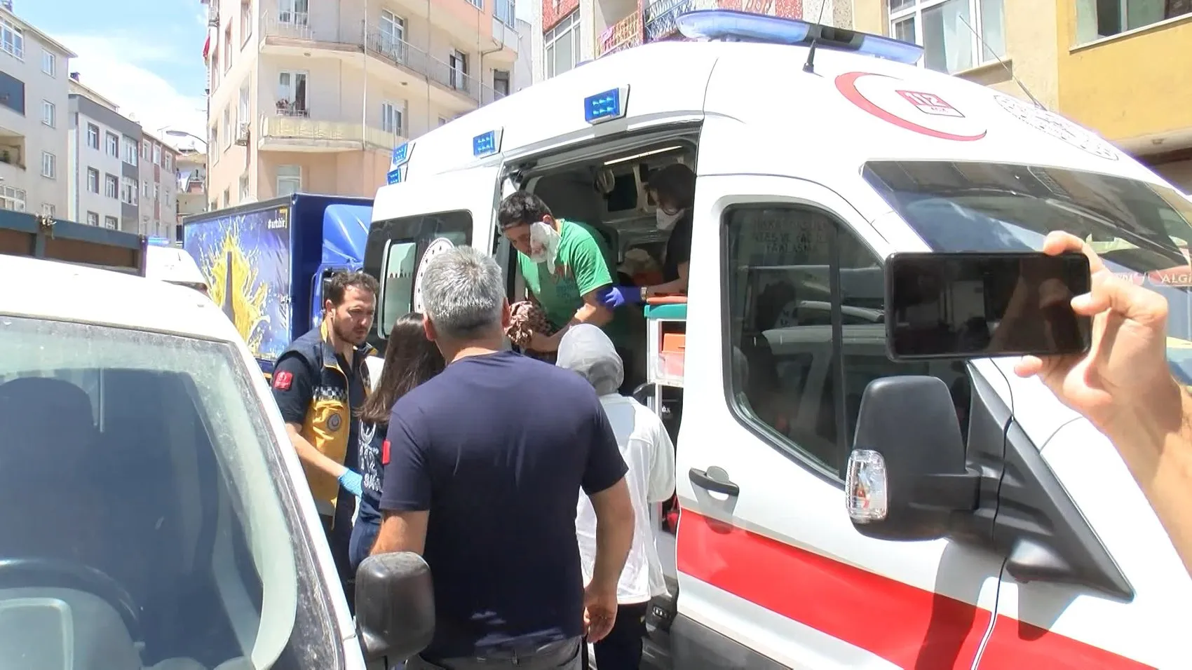 Güngören'de kentsel dönüşüm binasında doğalgaz patlaması