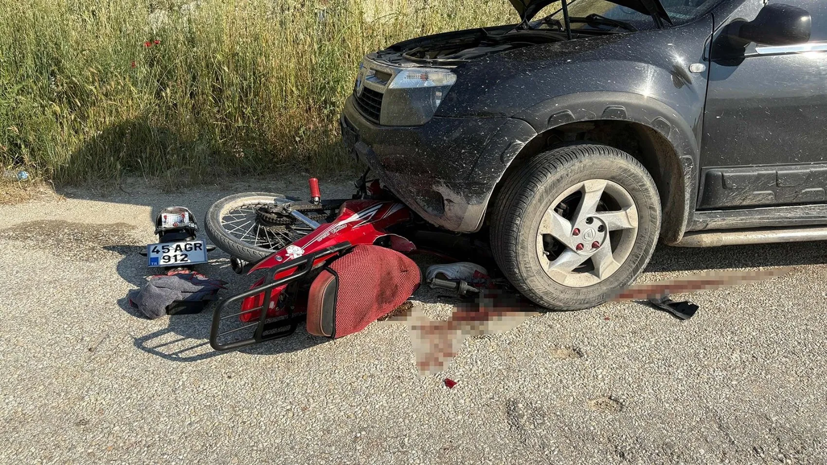 Manisa Kula'da cip ile motosiklet çarpıştı Bir yaralı