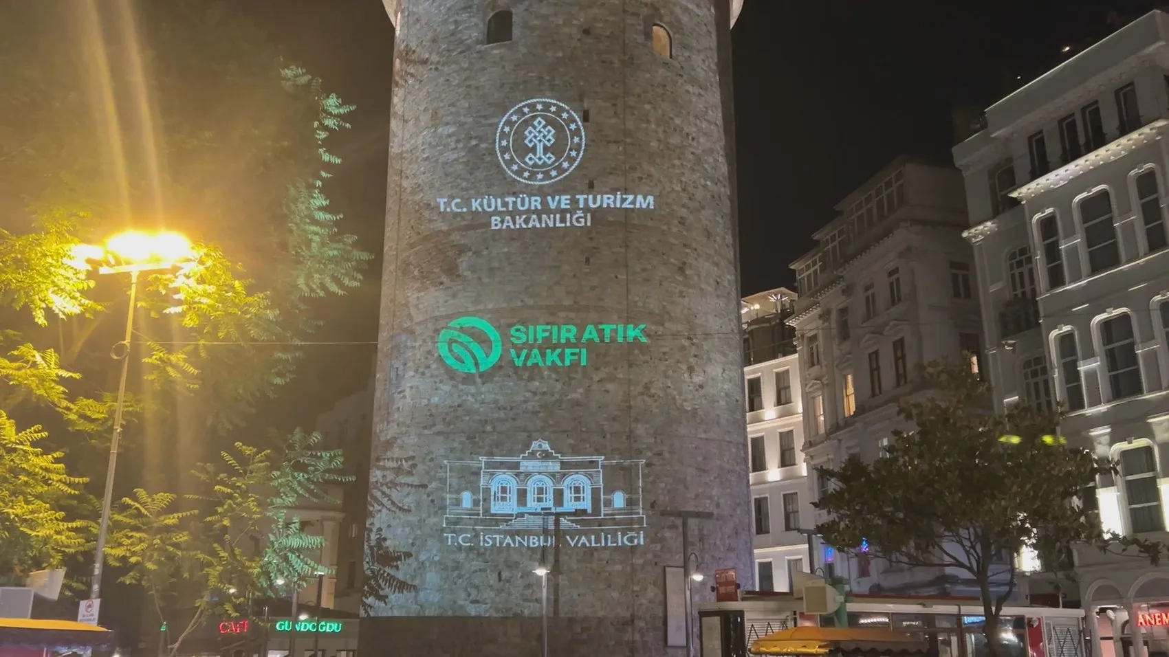 Galata Kulesi bu kez çevre bilinci için ışıklandı