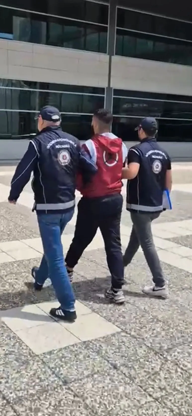 Anadolu Otoyolu'nda göçmen kaçakçılığı engellendi