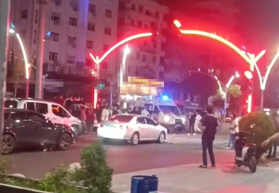 Batman'da kavşak kazası kask kamerasında