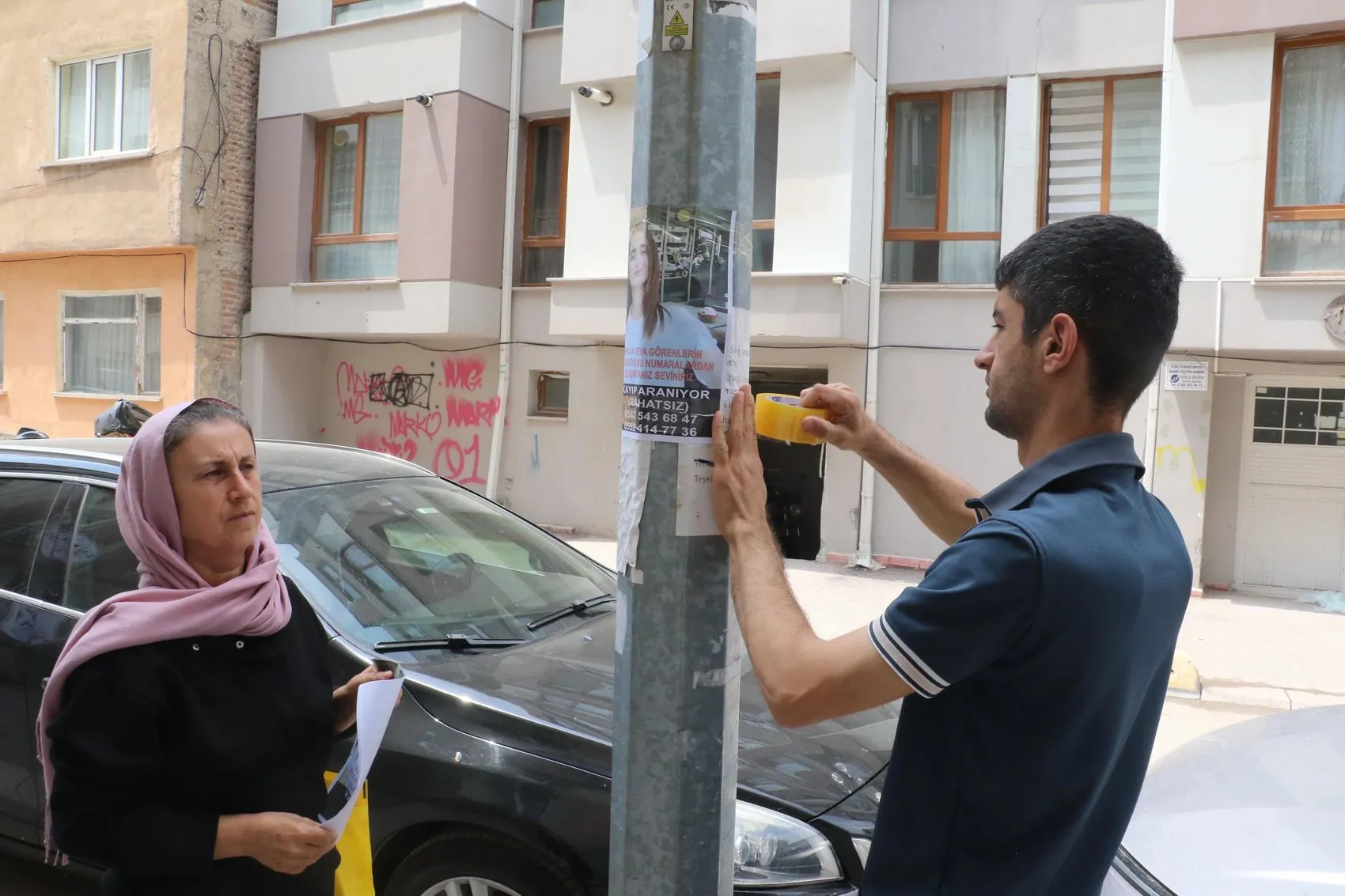 Eskişehir sokaklarında bir anne kızını arıyor