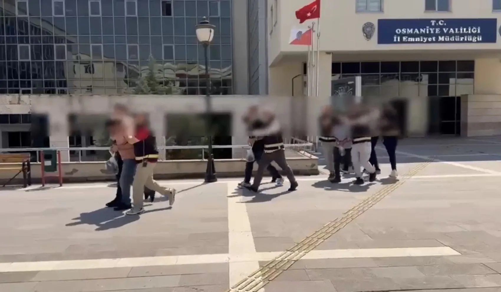 Dolandırıcıların hat tedarikçileri yakayı ele verdi