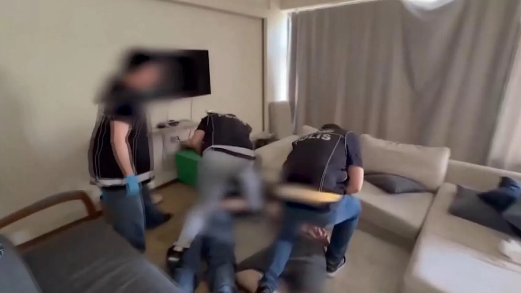İstanbul’da uyuşturucu baskını 187 kilo zehir yakalandı