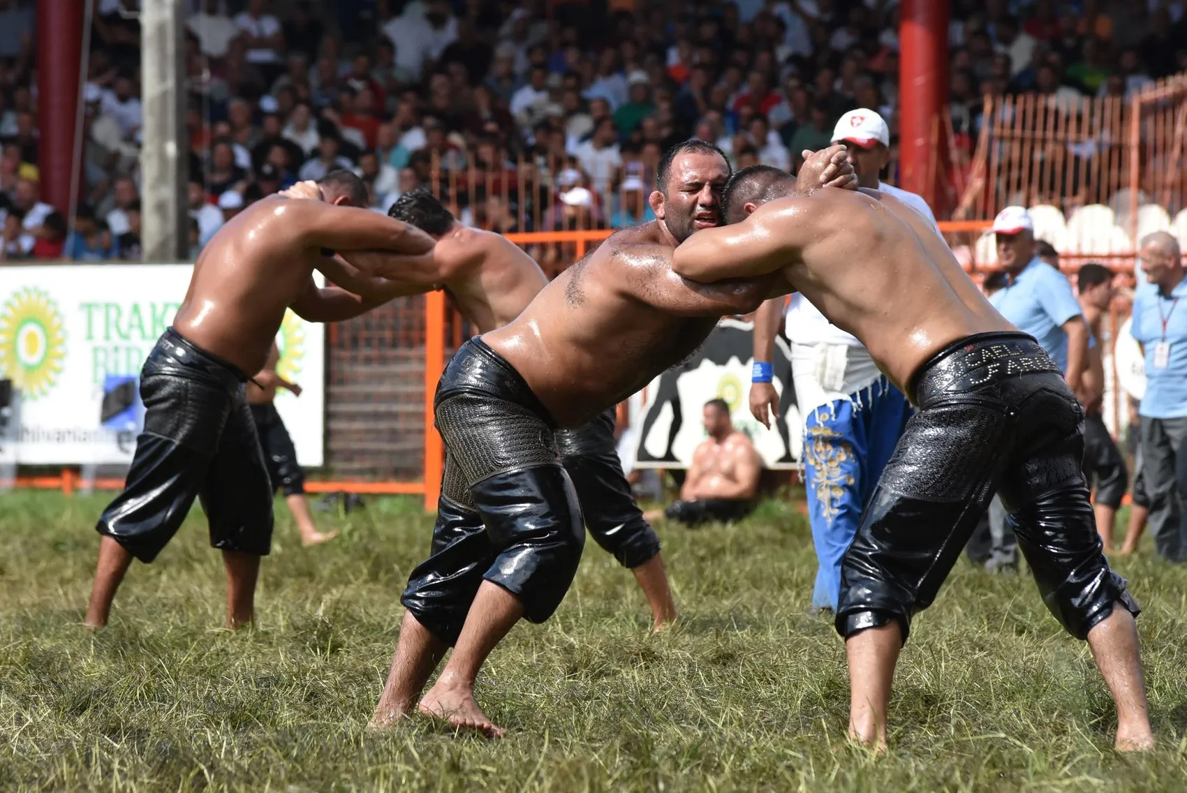 Kırkpınar heyecanı Edirne'de otelleri doldurdu