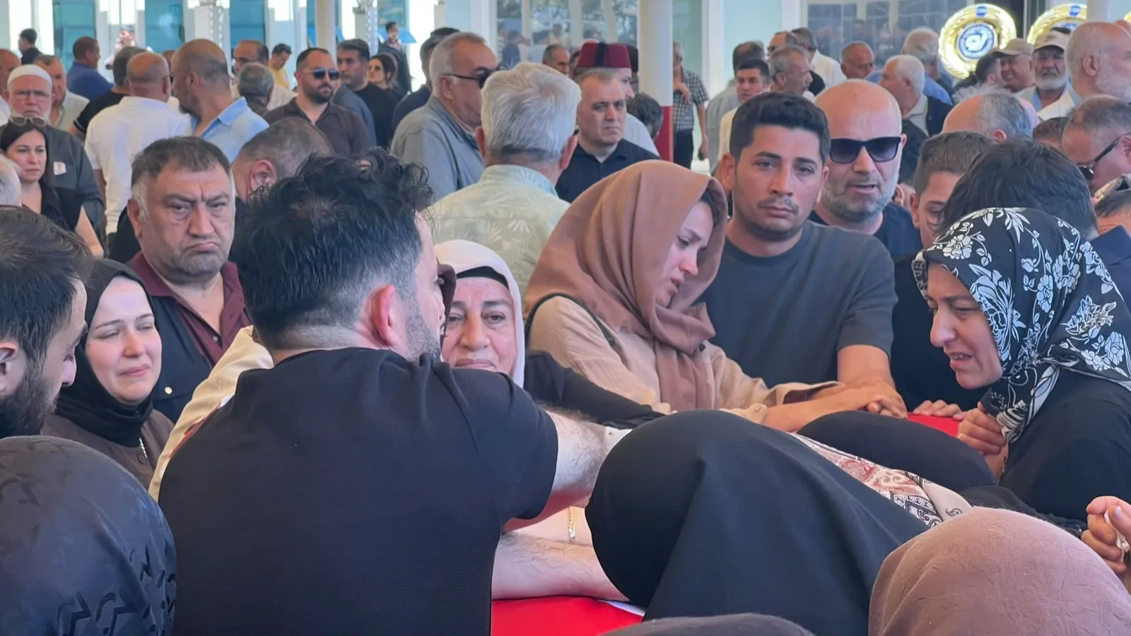 Kırıkkale'deki patlamada hayatını kaybeden uzmanlar son yolculuğuna uğurlandı