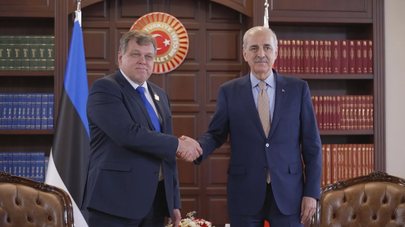 Numan Kurtulmuş Estonyalı mevkidaşıyla İstanbul'da bir araya geldi
