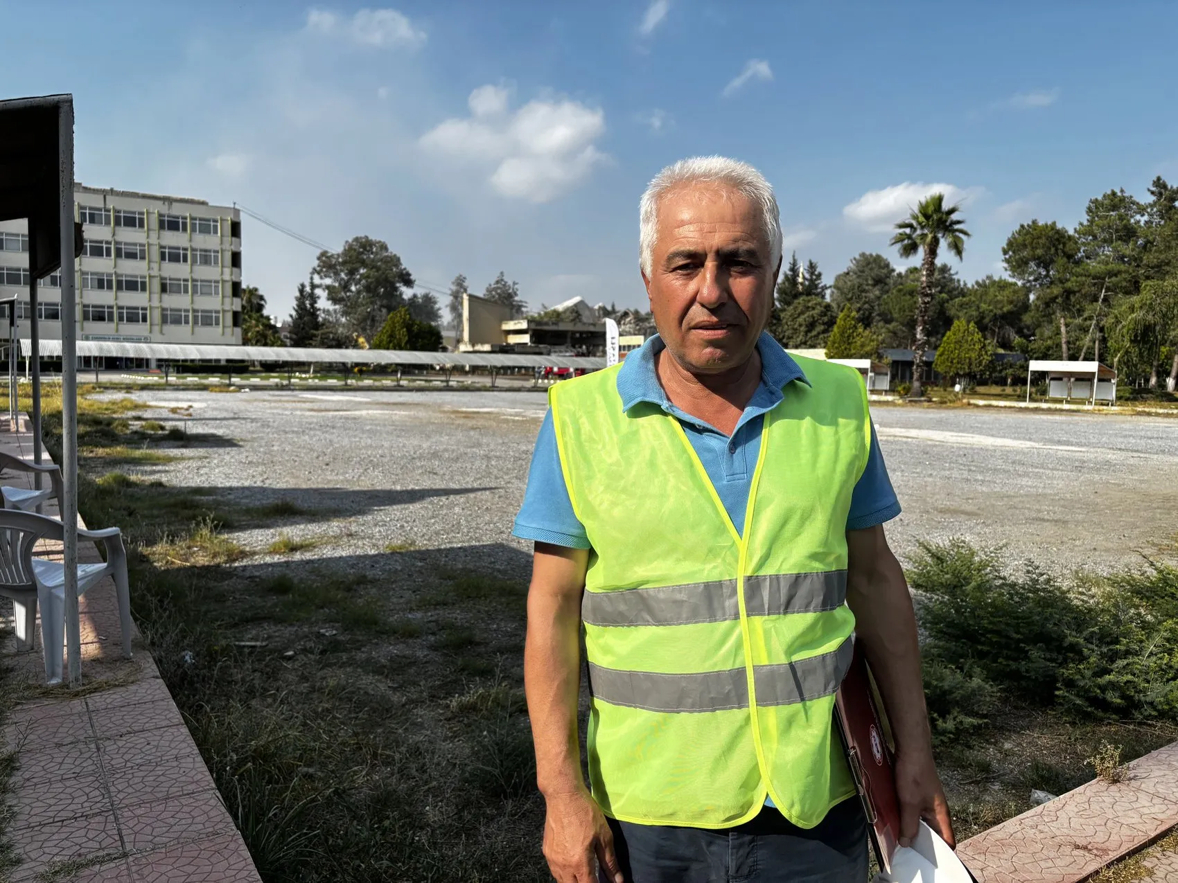 Adana’da 48 yıllık dev bina 420 kilo dinamitle yerle bir oldu