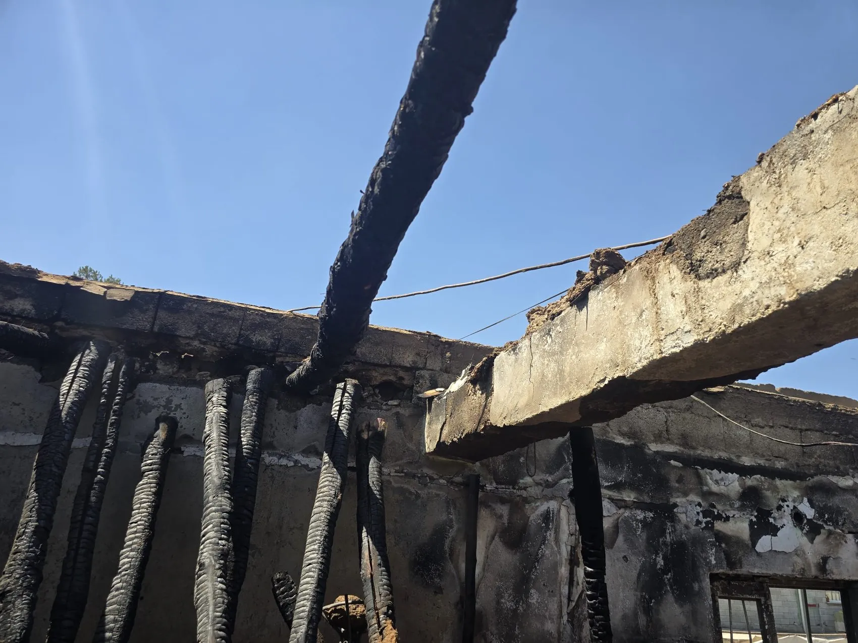 Mardin'de ev yangını faciası 7 yaşındaki Melike hayatını kaybetti