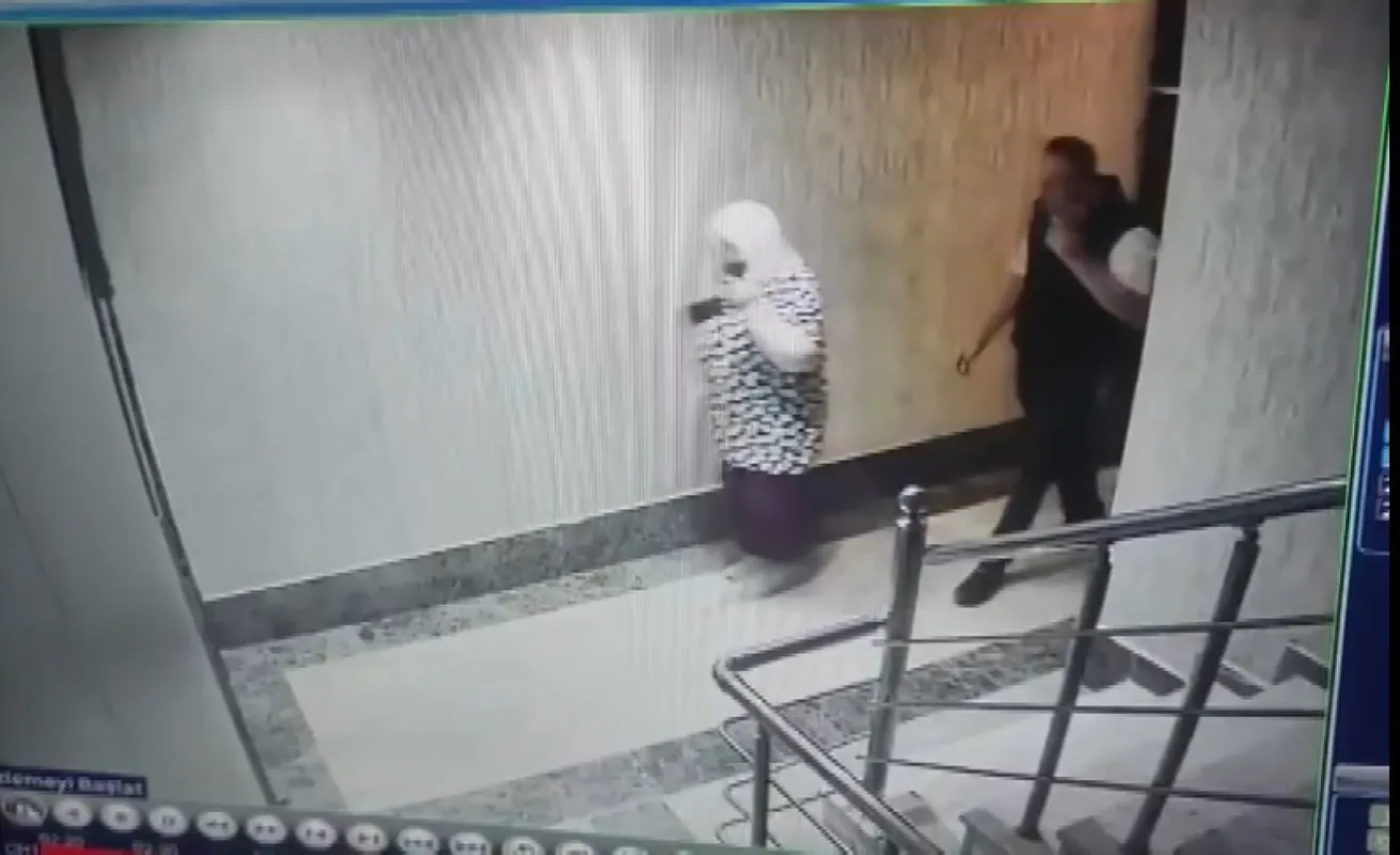 Eyüpsultan'da yaşlı kadını sahte operasyon yalanıyla dolandıran 3 kişi tutuklandı