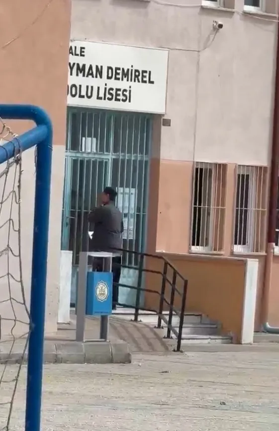 Kırıkkale'de YKS sınavı kapısında dramatik anlar yaşandı