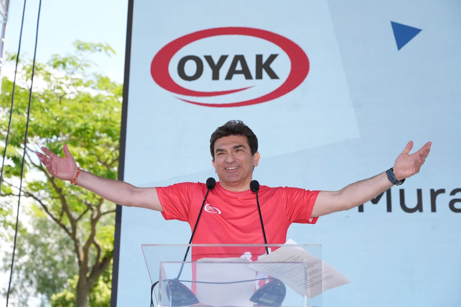 OYAK 65 yaşında İstanbul sahilinde binlerce kişiyle koştu