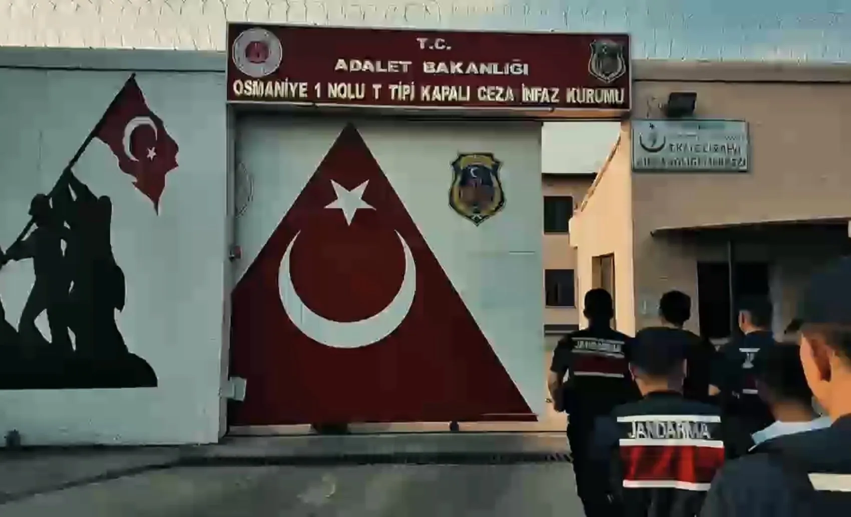 Osmaniye merkezli siber çeteye operasyon düzenlendi