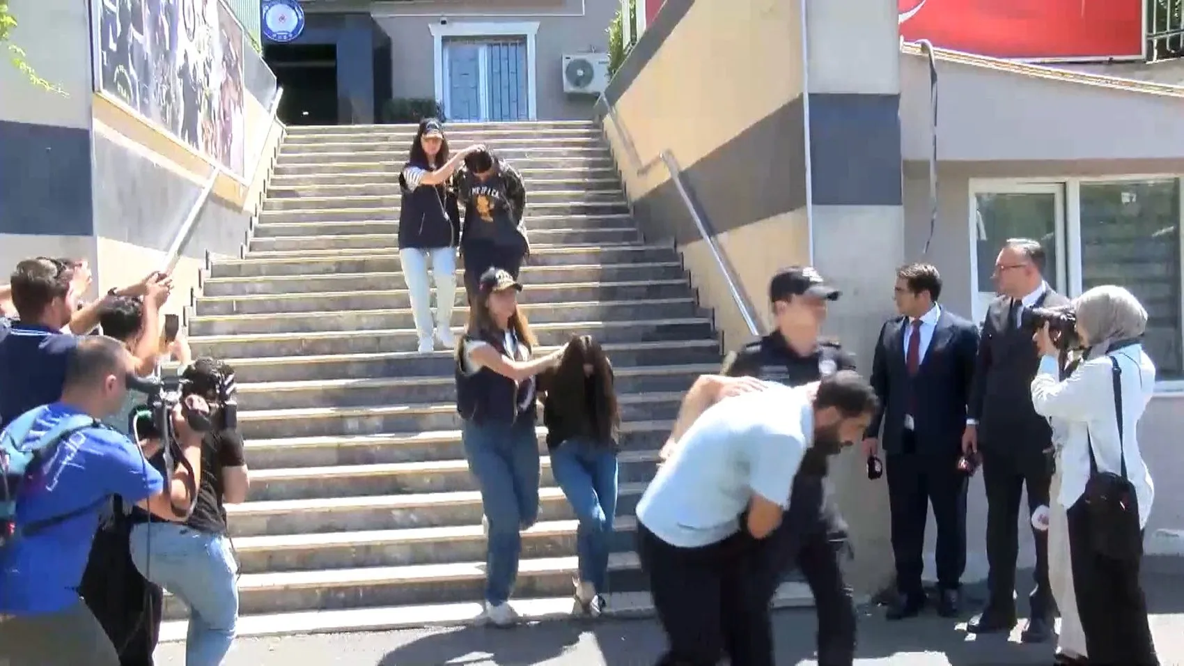 İBB yöneticisini kaçıran 12 şüpheli hakim karşısına çıkıyor