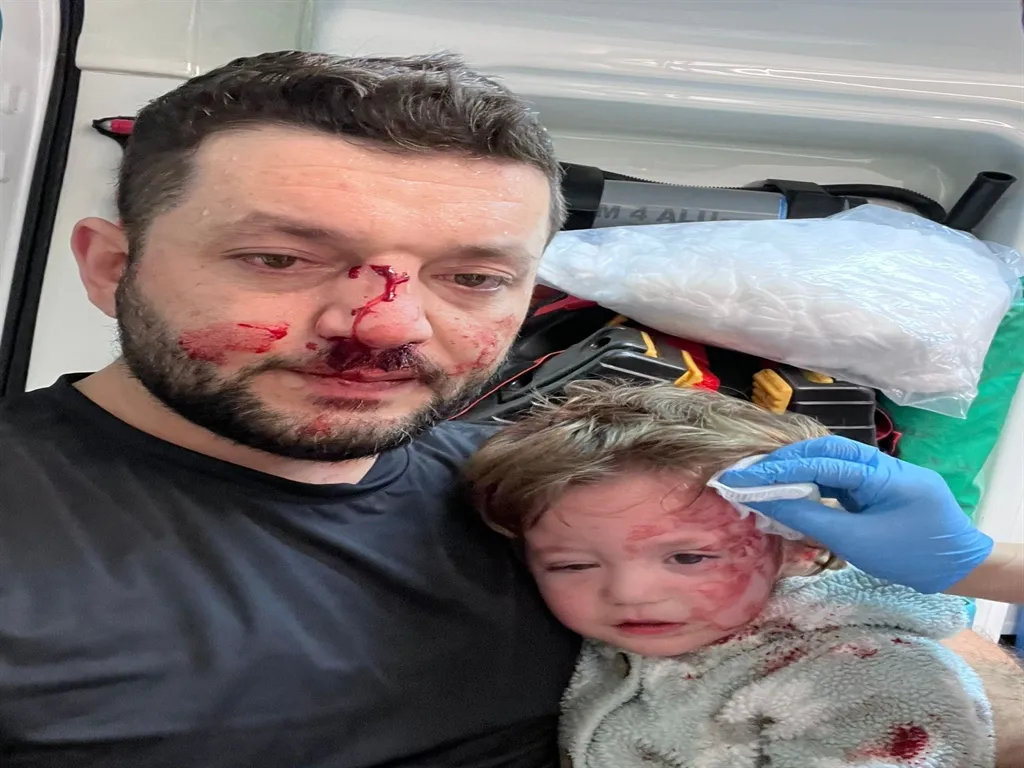 Bebeğiyle saldırıya uğrayan babanın davasında tahliye kararı
