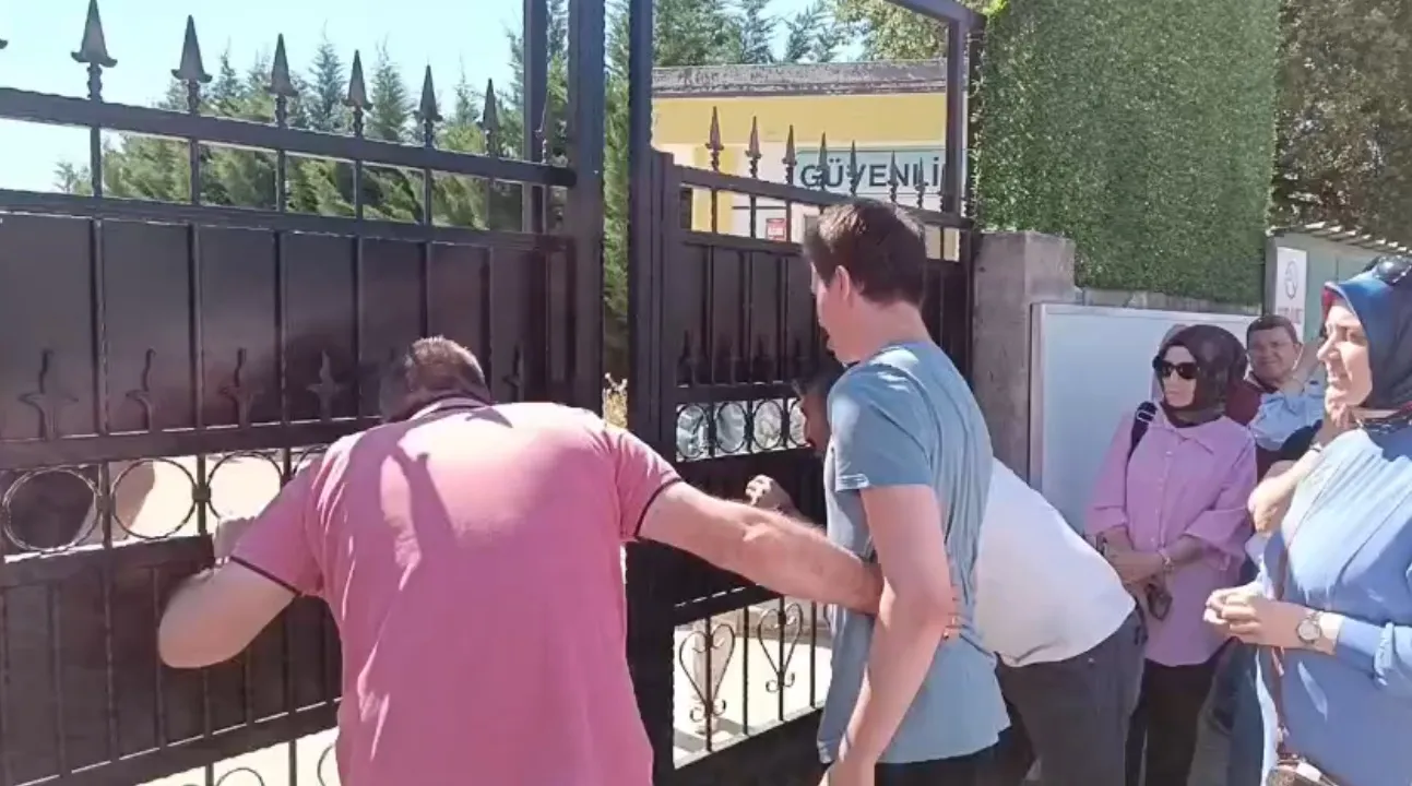 YKS sınavında belge unutma krizi kapıyı kapattırdı