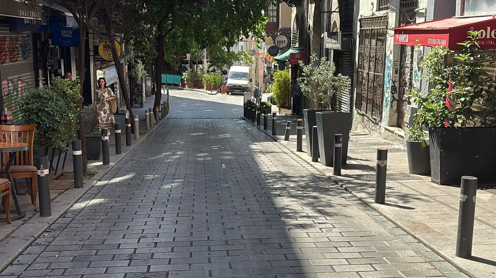 Beyoğlu’nun göbeğinde sabah saatlerinde silahlı saldırı