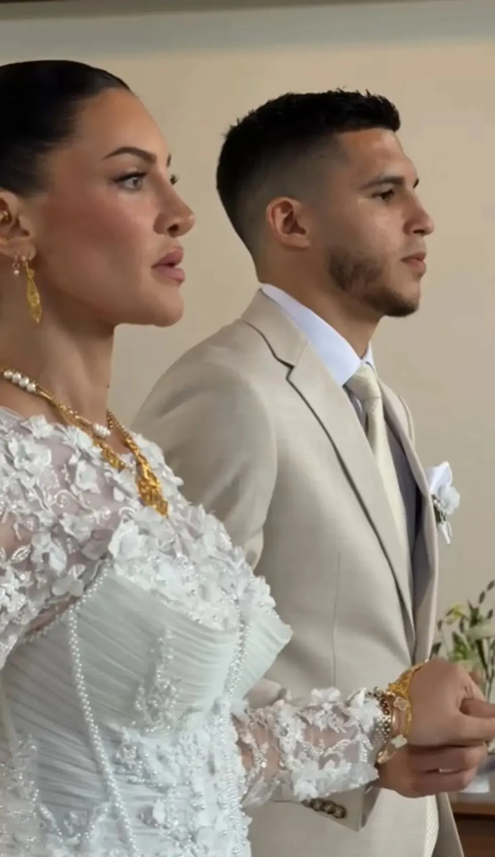 Drake in eski sevgilisi Sophie Brussaux Türk sporcu Efe Çalışkan ile evlendi! 4