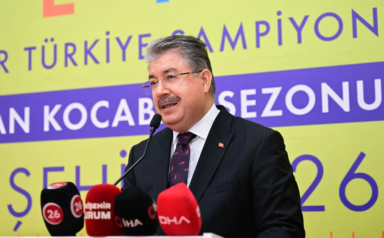Eskişehir’de voleybol şöleni deprem şehidi Emincan Kocabaş anısına başladı