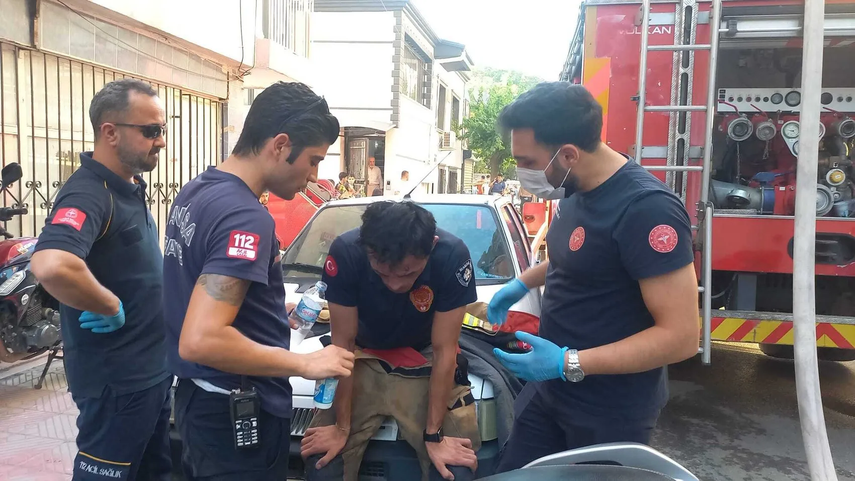 Manisa'da apartman yangını dehşeti