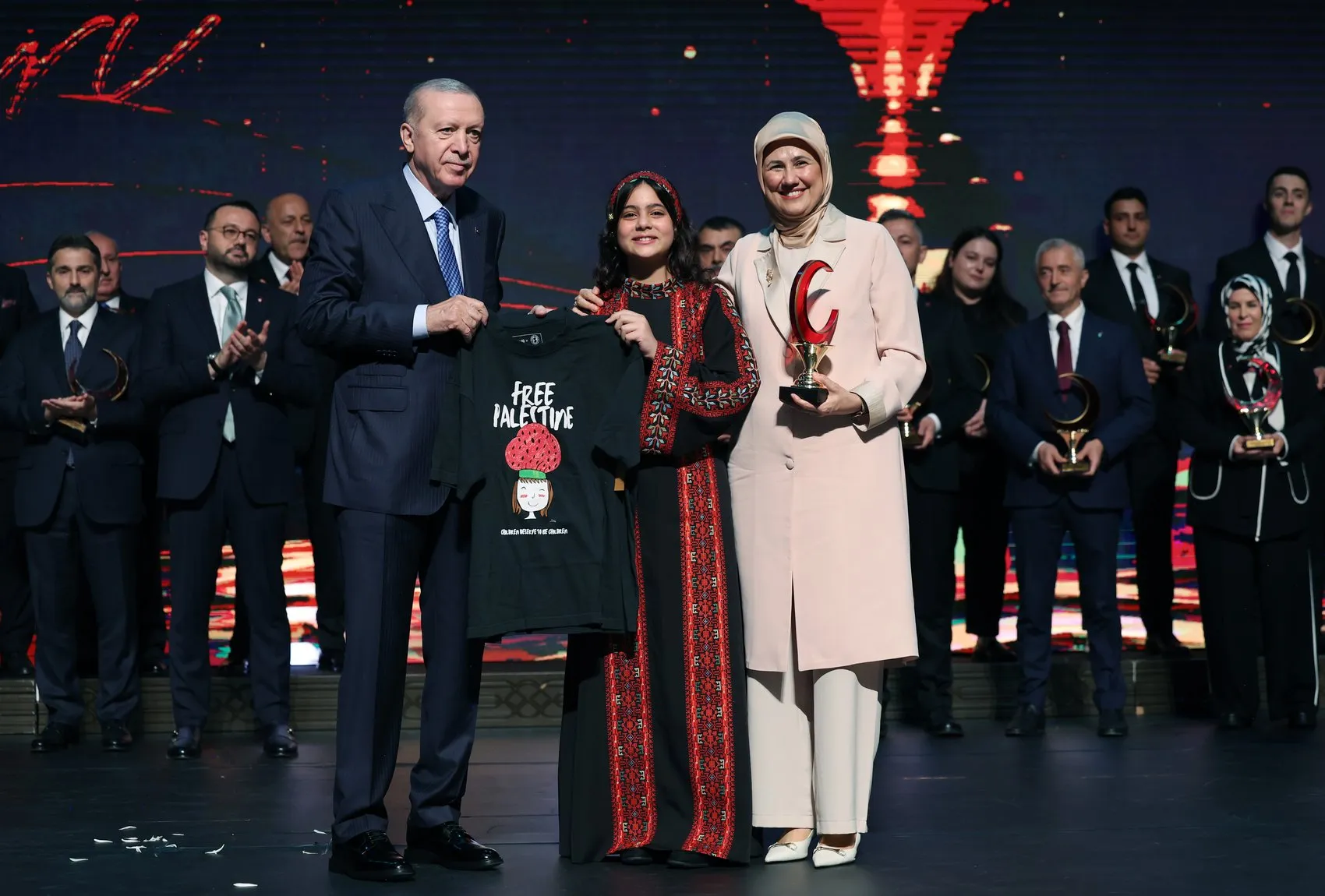 Erdoğan İsrail yönetimine sert tepki gösterdi
